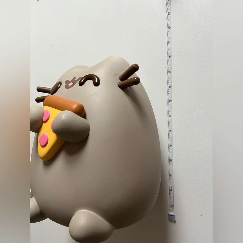 Large Funko Pop! Vinyl Jumbo 10 in Pusheen - Pusheen with Pizza Cat Cartoon 2019 - Picture 6 of 6